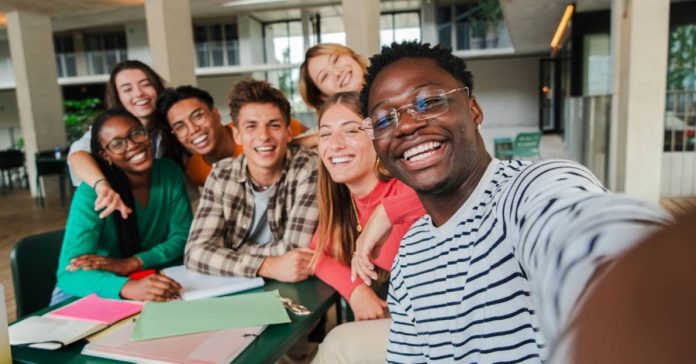 Top Student Discounts in Canada 2026 Top Student Discounts in Canada 2026